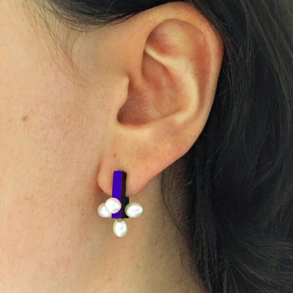 Boucles d'oreilles Orbital Pearl studs – Image 2