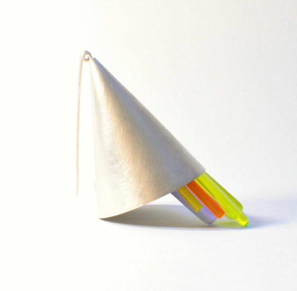 Broche "Fermez les yeux, écoutez la couleur" – Image 2