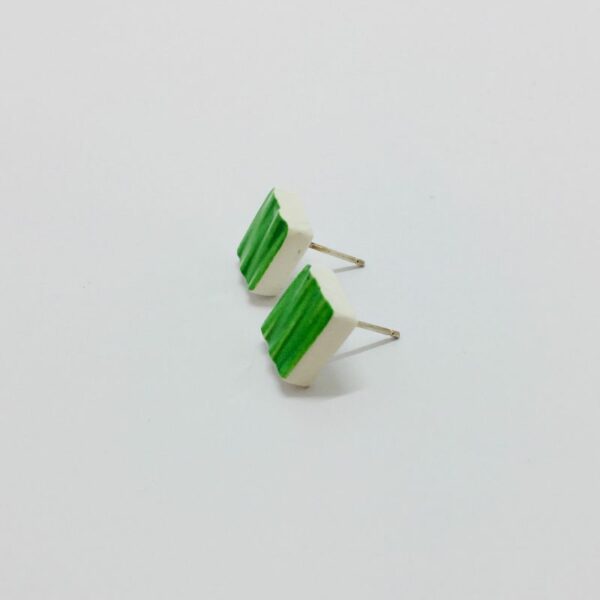 Boucles d'oreilles "Formes Directes" Vert vif – Image 2