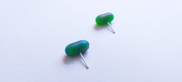 Boucles d'oreilles Illuminations - vert + violet – Image 3