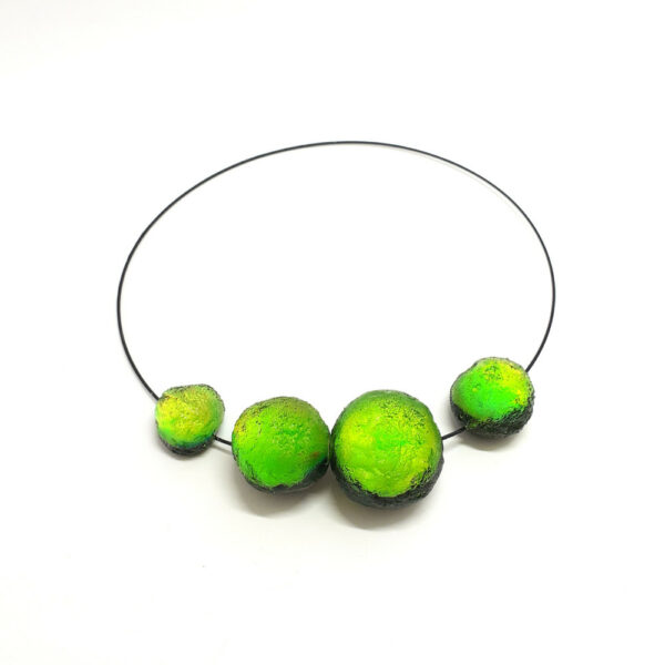 Collier 4 Météorites - vert acide