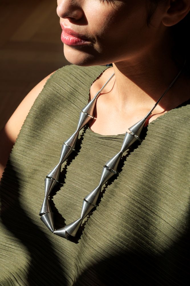 Collier Kamu