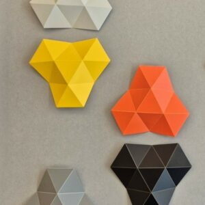 Broche Divisions